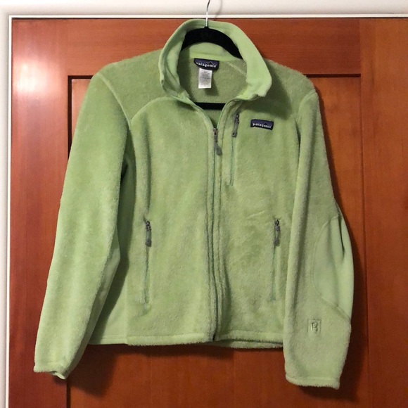 Patagonia Jackets & Blazers - Women’s R2 Fleece Jacket LAST PRICE DROP